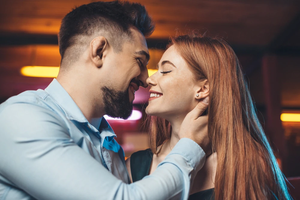 dia-internacional-del-beso-robado