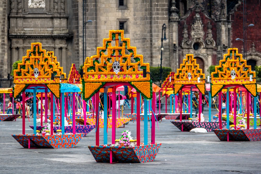 ofrenda-monumental-cdmx-2025