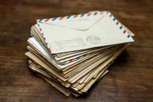 Celebra el Día de Mandar una Carta a un Amigo. Descubre beneficios de escribir a mano, lugares históricos en México y cómo viajar con Autovías La Línea.