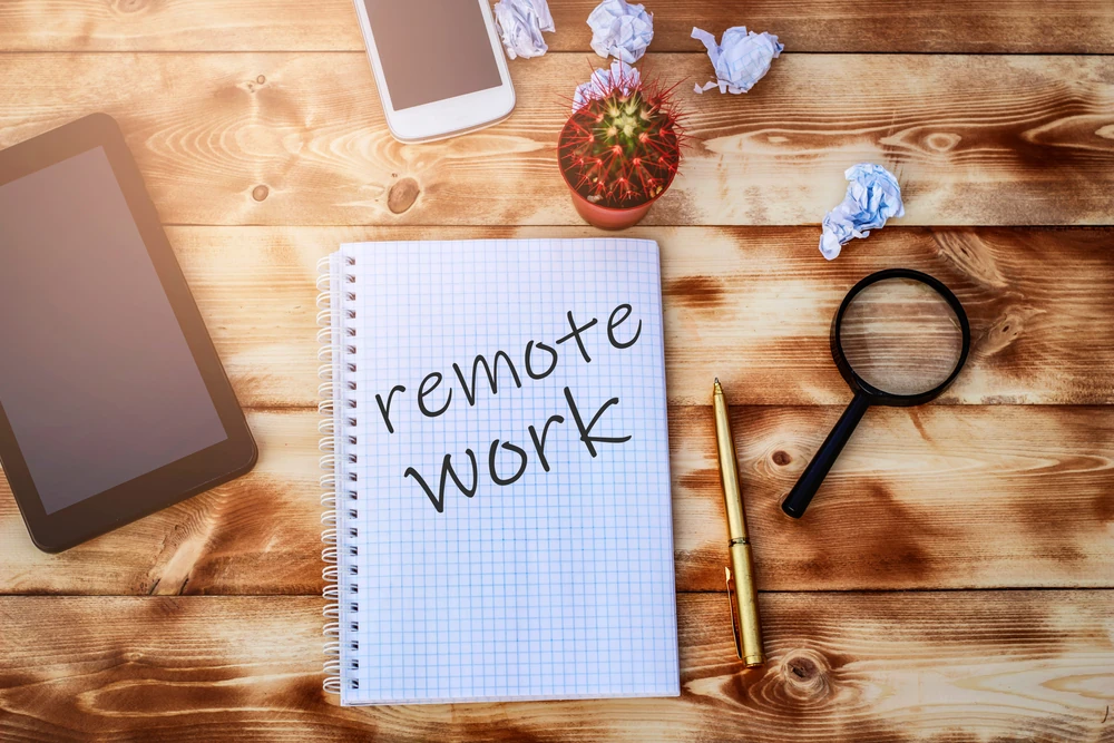 Descubre cómo trabajar remoto mientras viajas por México. Consejos de conectividad, mejores destinos y beneficios de Autovías La Línea para tu oficina móvil.