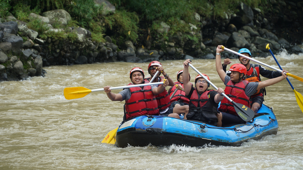 Descubre los mejores destinos para hacer turismo de aventura en México. Guía experta sobre volcanes, rutas y seguridad para tu próximo viaje con Autovías.