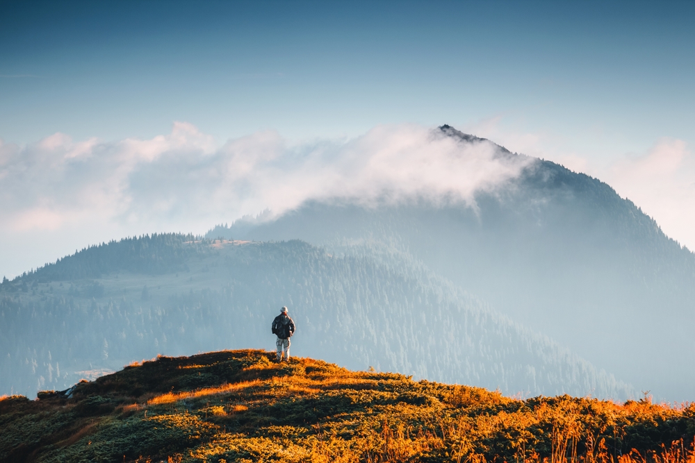 Descubre los mejores destinos para hacer turismo de aventura en México. Guía experta sobre volcanes, rutas y seguridad para tu próximo viaje con Autovías.