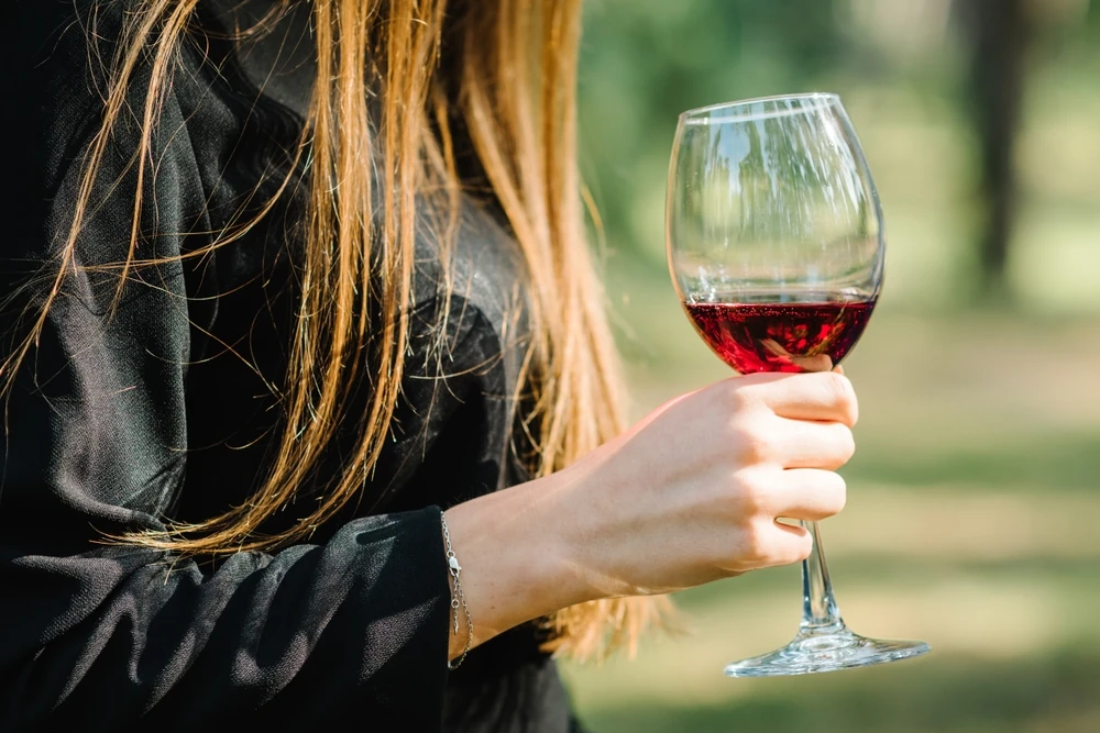 Planea tu viaje al Festival del Vino Mexicano Guadalajara 2026. Descubre fechas, sedes, cómo llegar y qué hacer en esta gran celebración del sabor.