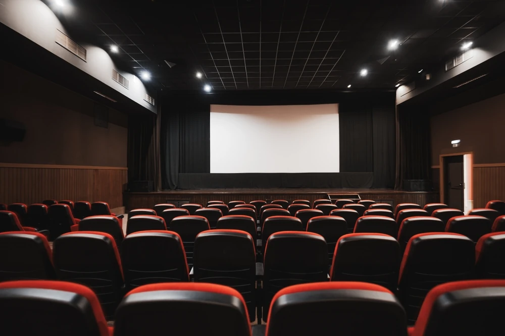 Prepárate para el Festival Internacional de Cine en Guadalajara 2026. Descubre cómo llegar, las sedes, y cómo vivir al máximo esta experiencia cinematográfica.